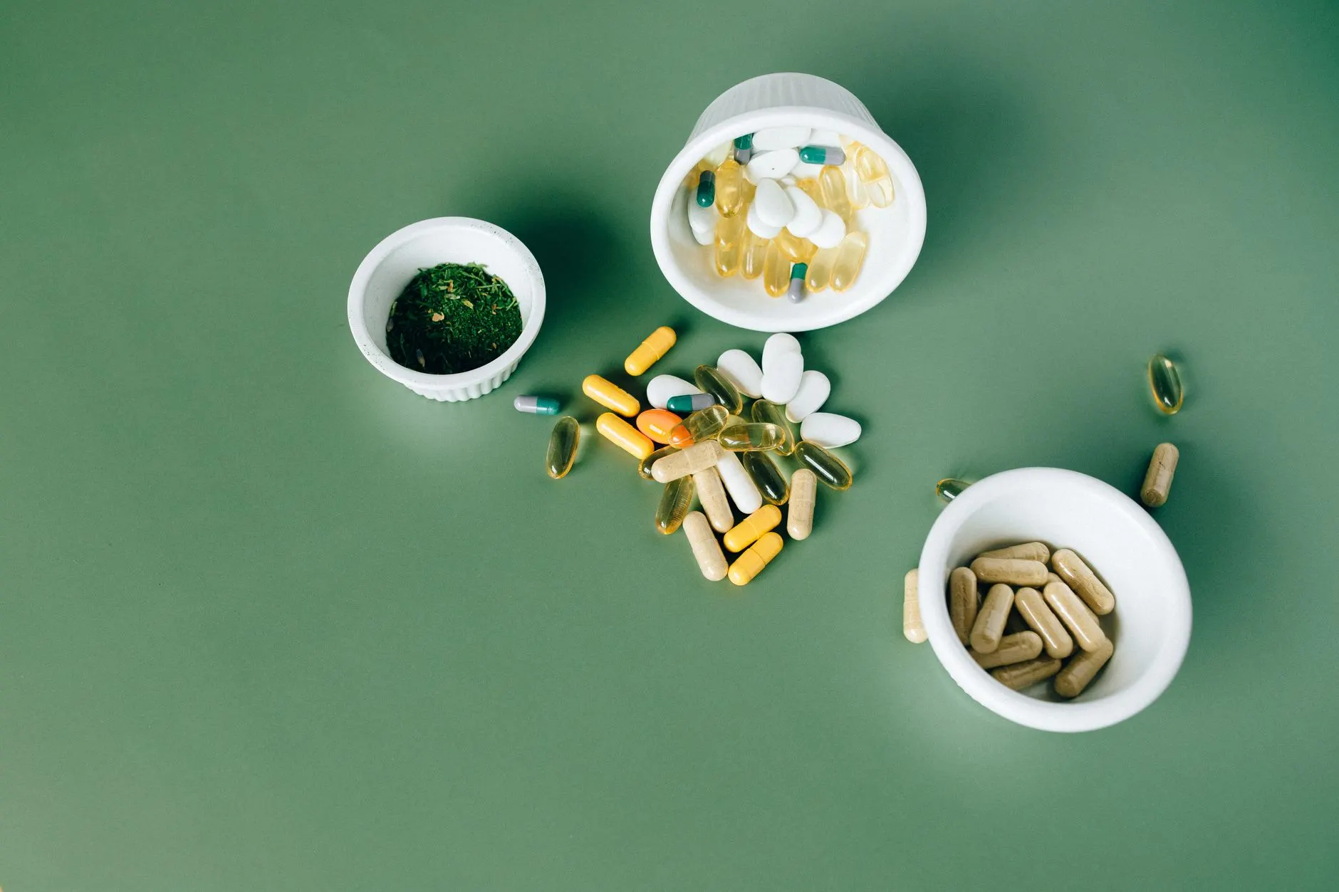化妆品包装配件选购指南:上海圣黎兰乳液泵与喷头匹配方案解析